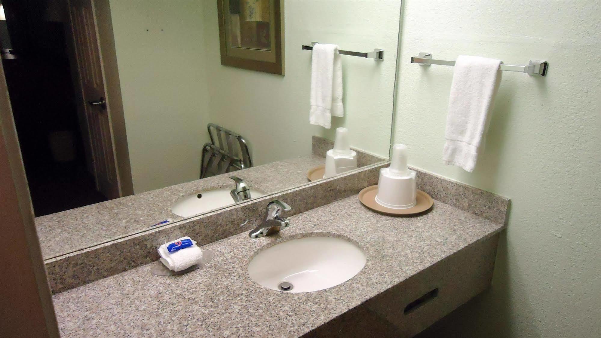 Motel 6 Denham Springs, La Esterno foto